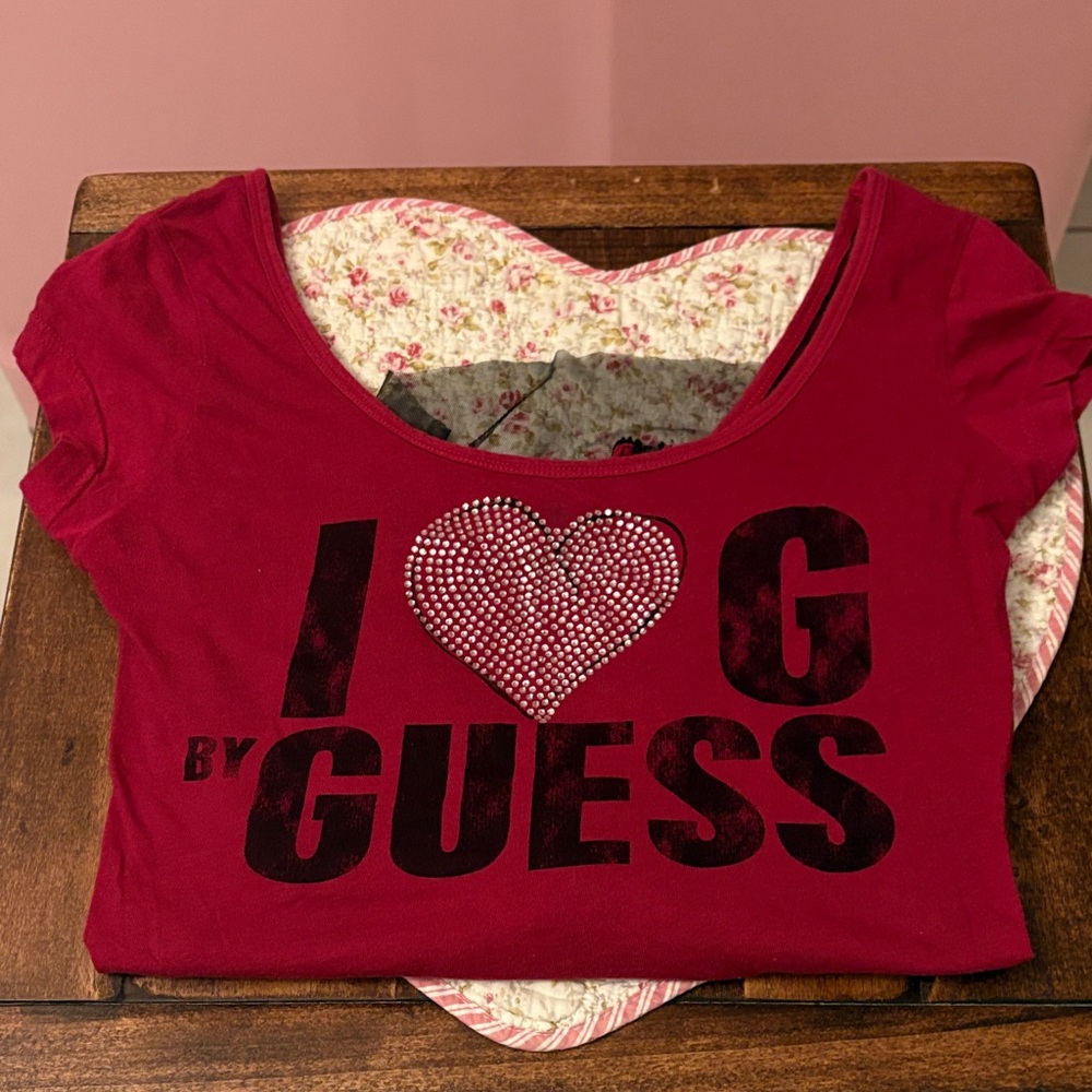 Guess vintage red heart tee . Zip up back mesh trim Y2K